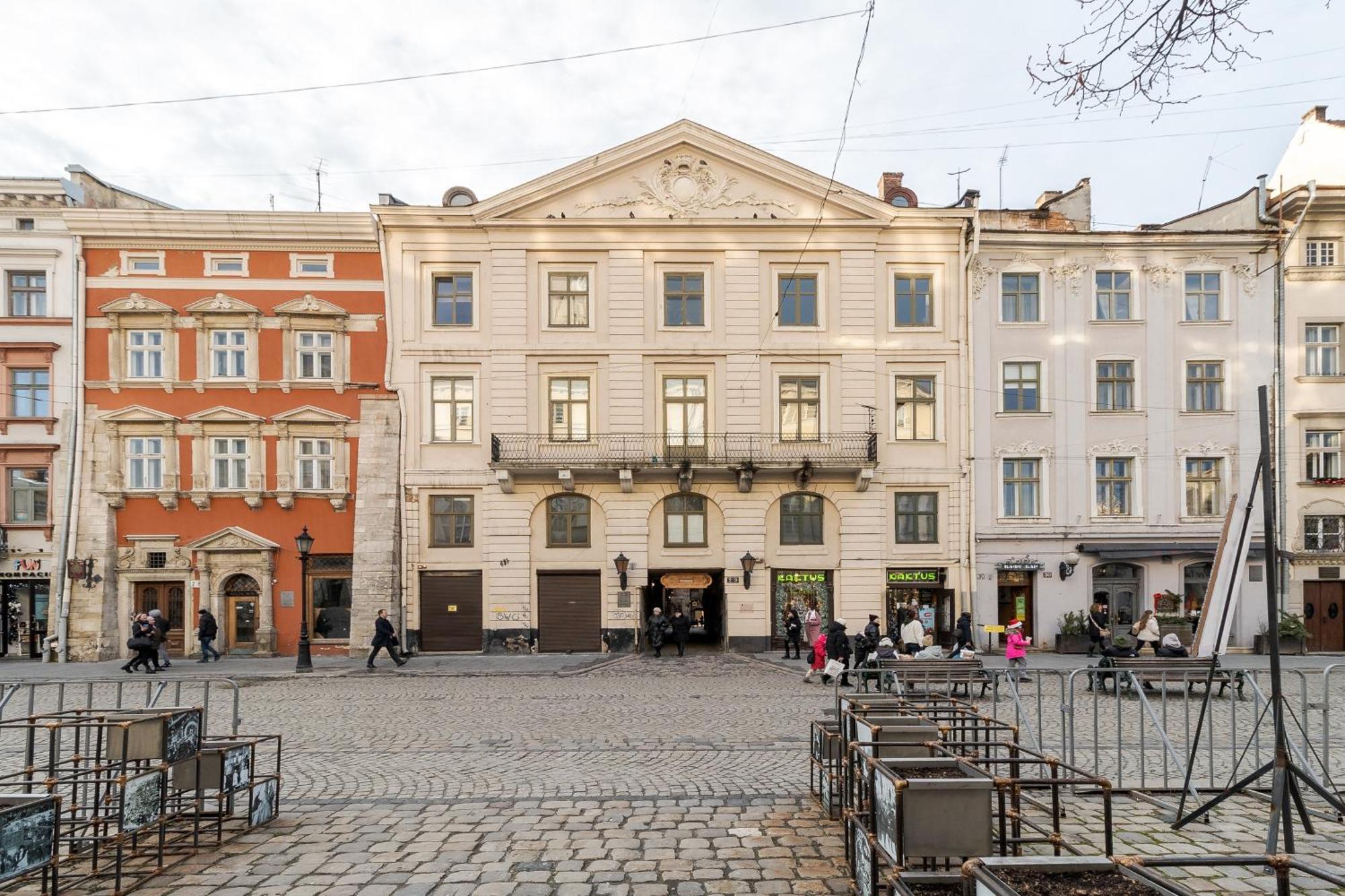 Inshiapartments On Rynok Square リヴィウ エクステリア 写真
